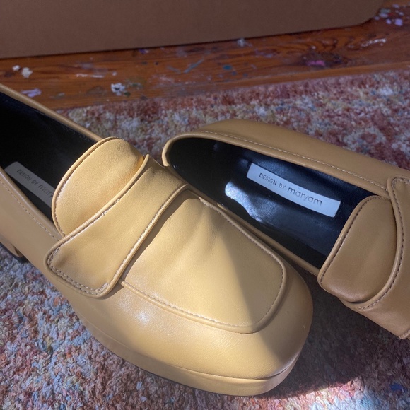 Design by Maryam Soft Yellow Block Heel Loafers - Picture 3 of 4